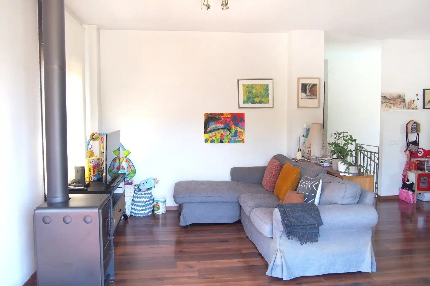 Living room of Houses for rent in Sant Cugat del Vallès  with Air Conditioner, Heating and Parquet flooring