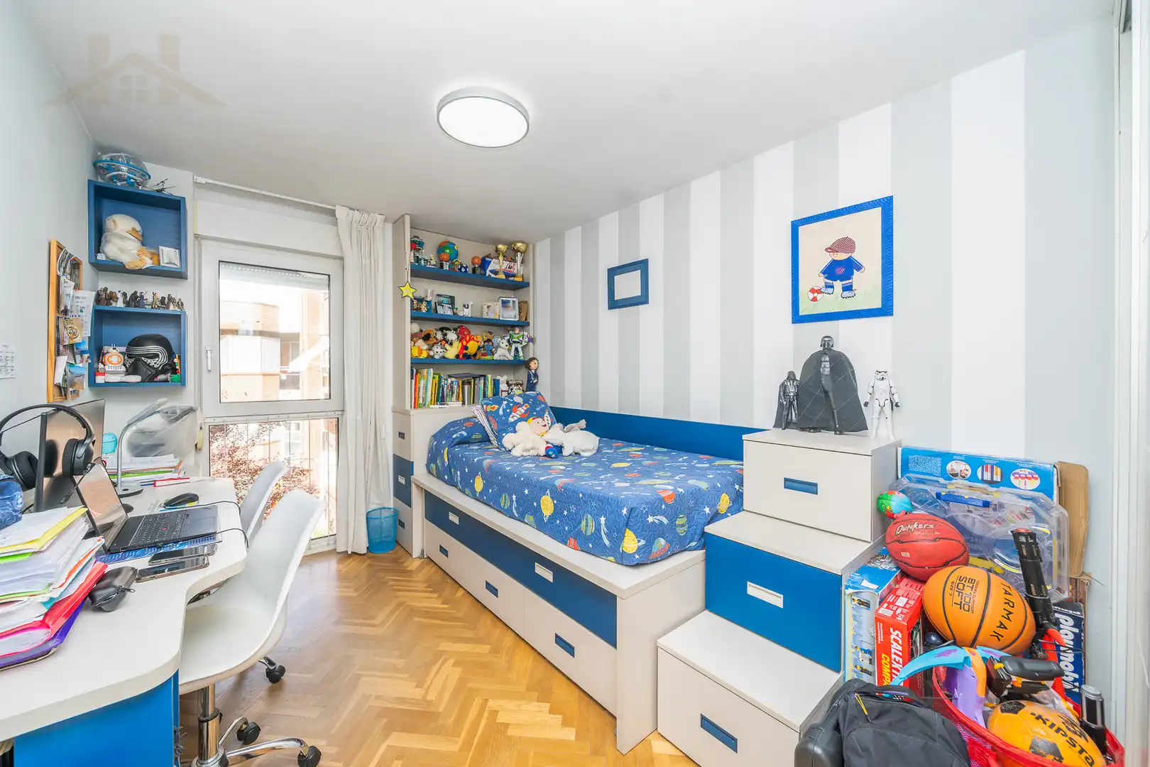 Bedroom of Flat for sale in Pozuelo de Alarcón  with Air Conditioner, Heating and Storage room