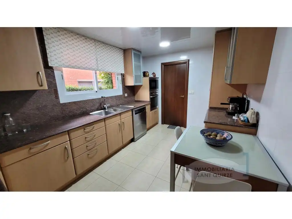 Cuina de Casa o xalet en venda en Sant Quirze del Vallès