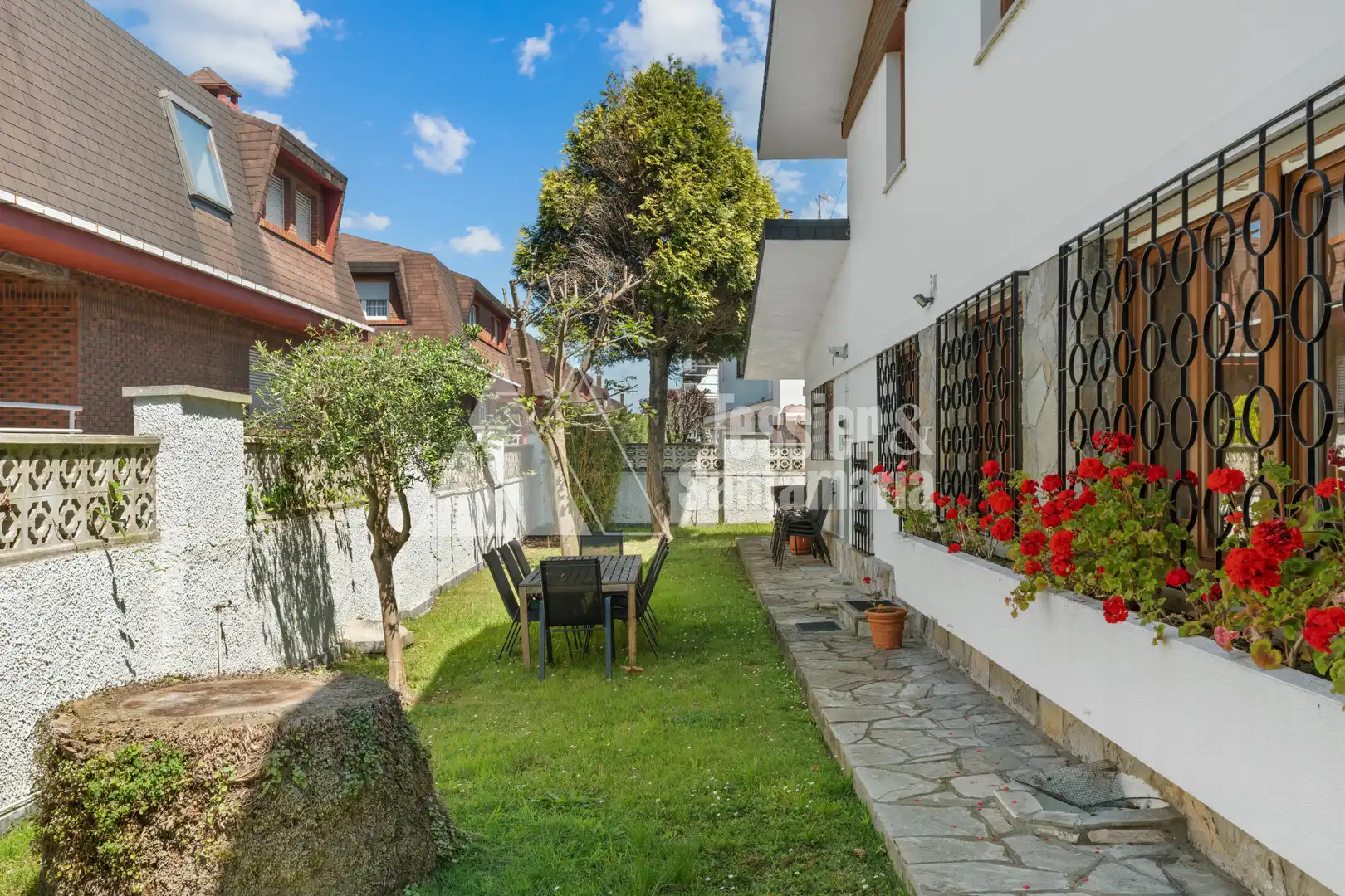 Jardín de Casa o chalet en venta en Castrillón con Calefacción, Jardín privado y Terraza
