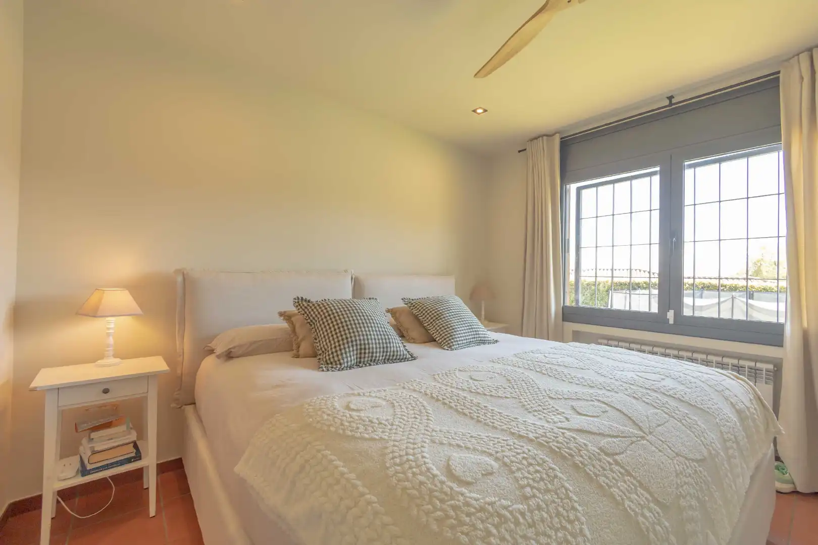 Bedroom of Houses for sale in Sant Vicenç de Montalt  with Air Conditioner, Heating and Private garden