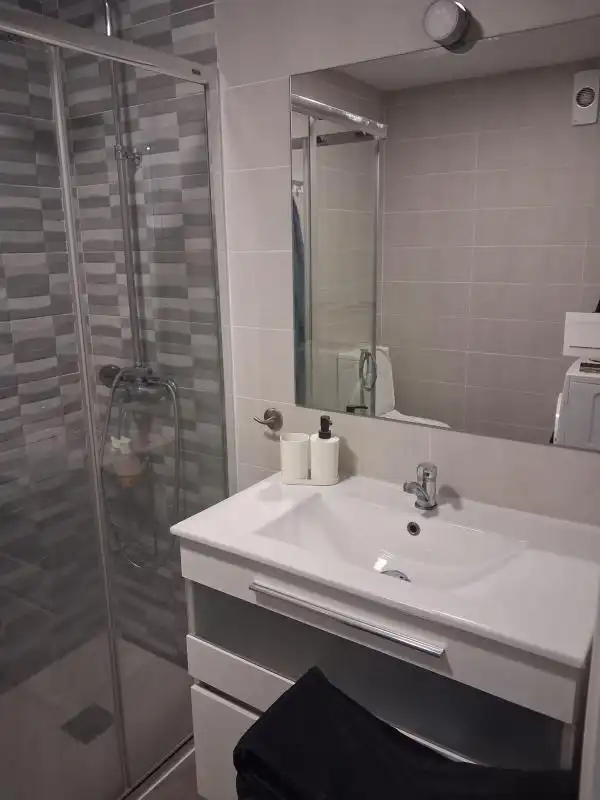Badezimmer von Wohnung zum Verkauf in Torremolinos mit Klimaanlage, Heizung und Schwimmbad
