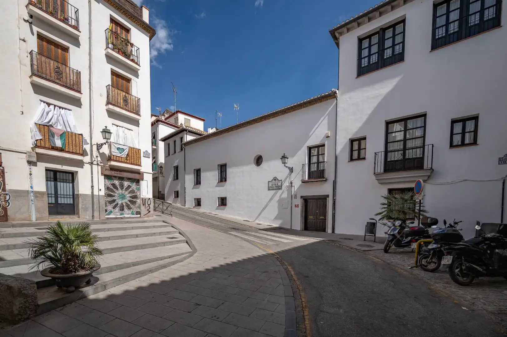 Exterior view of Apartments for sale in Granada  with Furnished