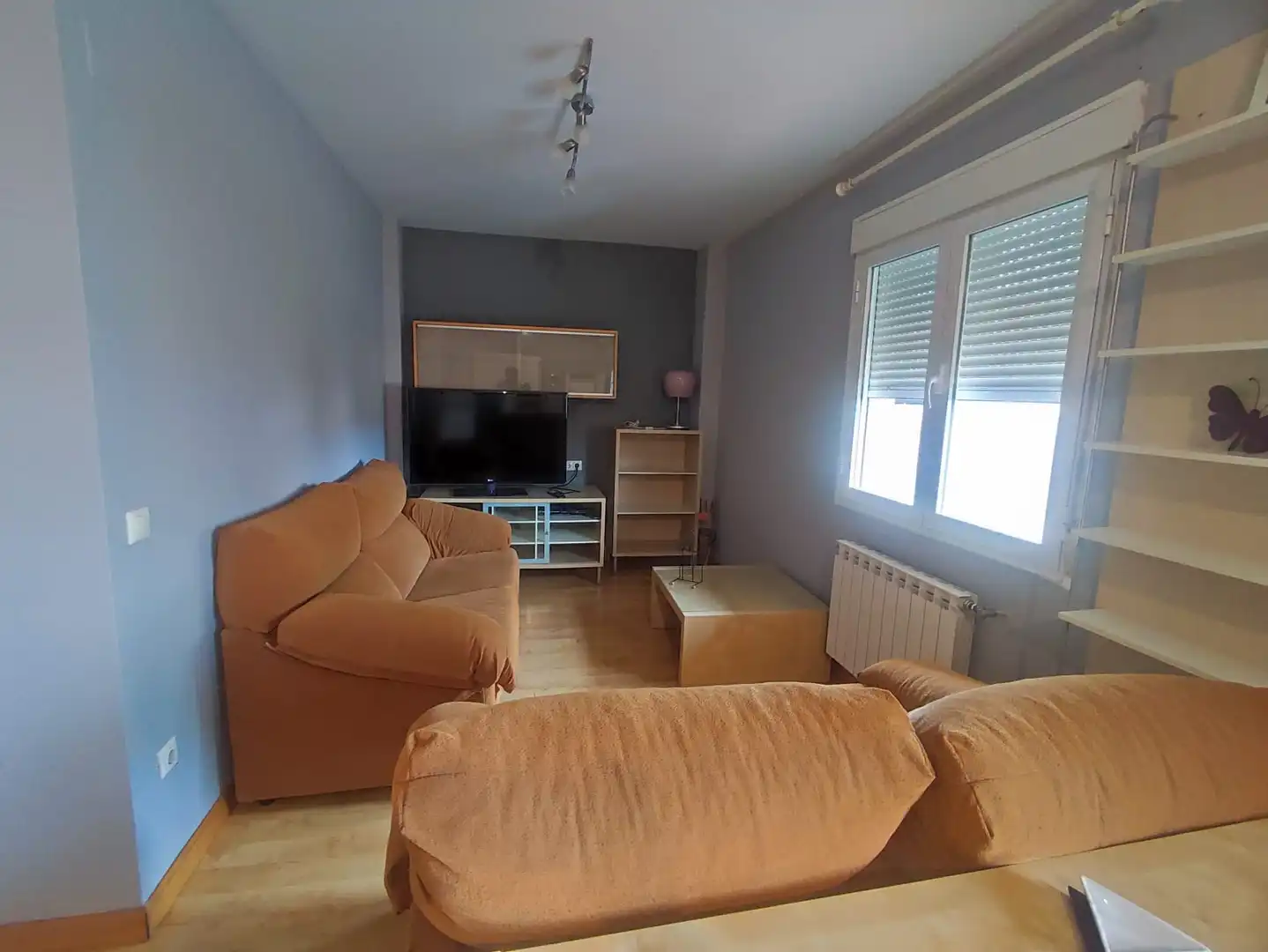 Sala de estar de Piso en venta en Plasencia con Aire acondicionado, Calefacción y Amueblado