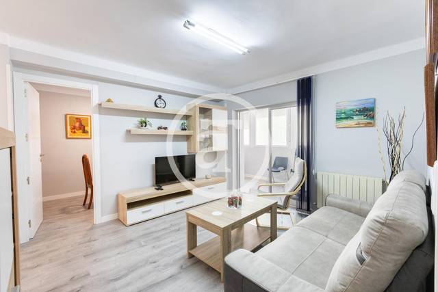 Piso en Alquiler en Calle de Seseña en Aluche