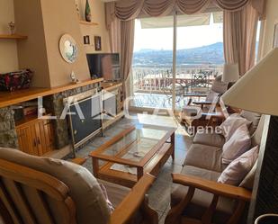 Living room of House or chalet for sale in Santa Coloma de Gramenet  with Heating, Terrace and Storage room