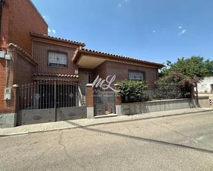 Exterior view of Single-family semi-detached for sale in Sonseca  with Heating and Private garden