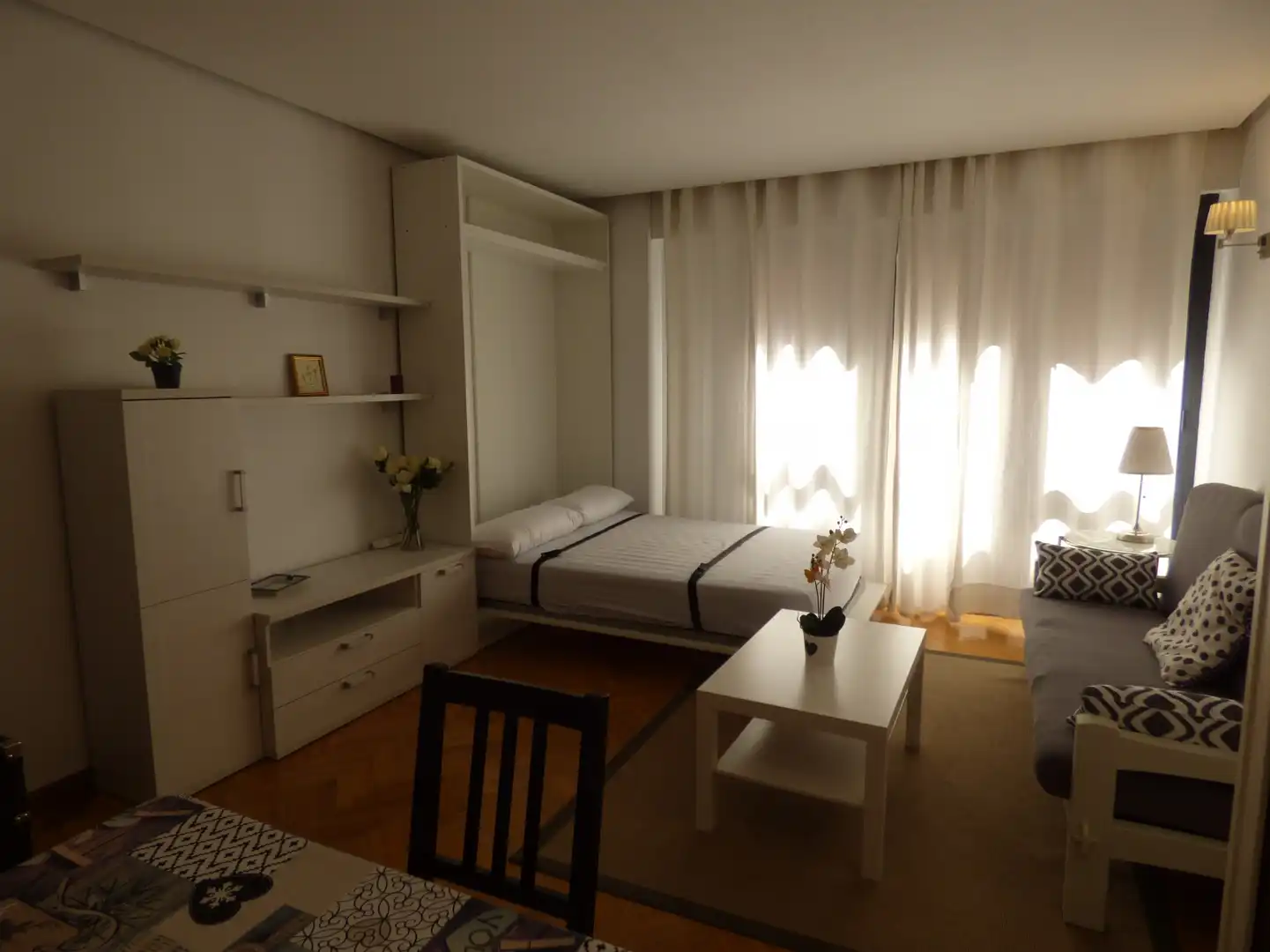 Bedroom of Flat for rent in Madrid  with Air Conditioner, Heating and Furnished