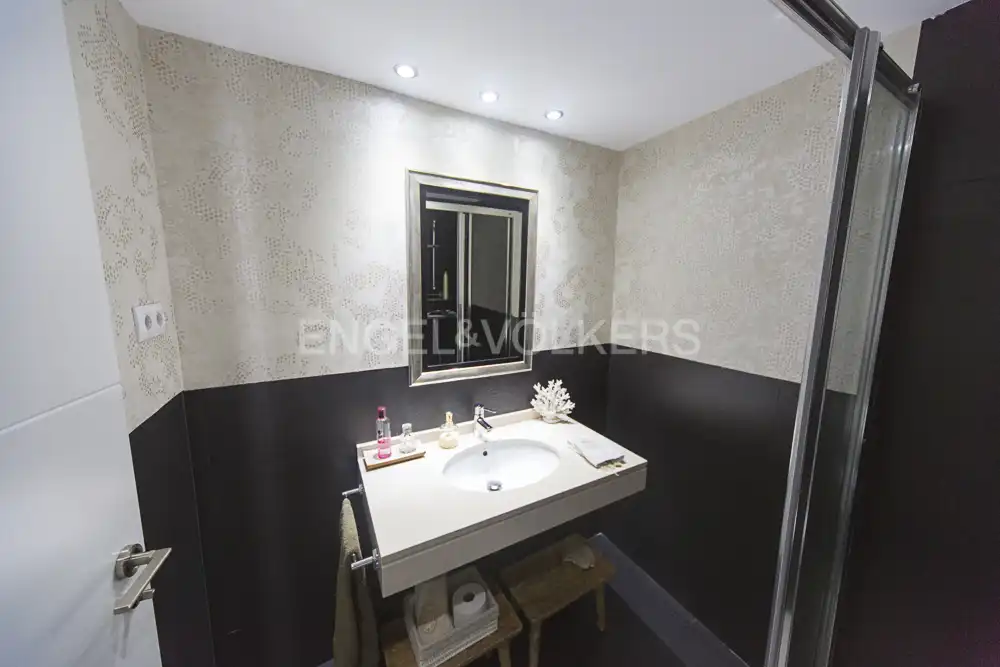 Bathroom of Attic for sale in Madrid  with Air Conditioner, Heating and Terrace