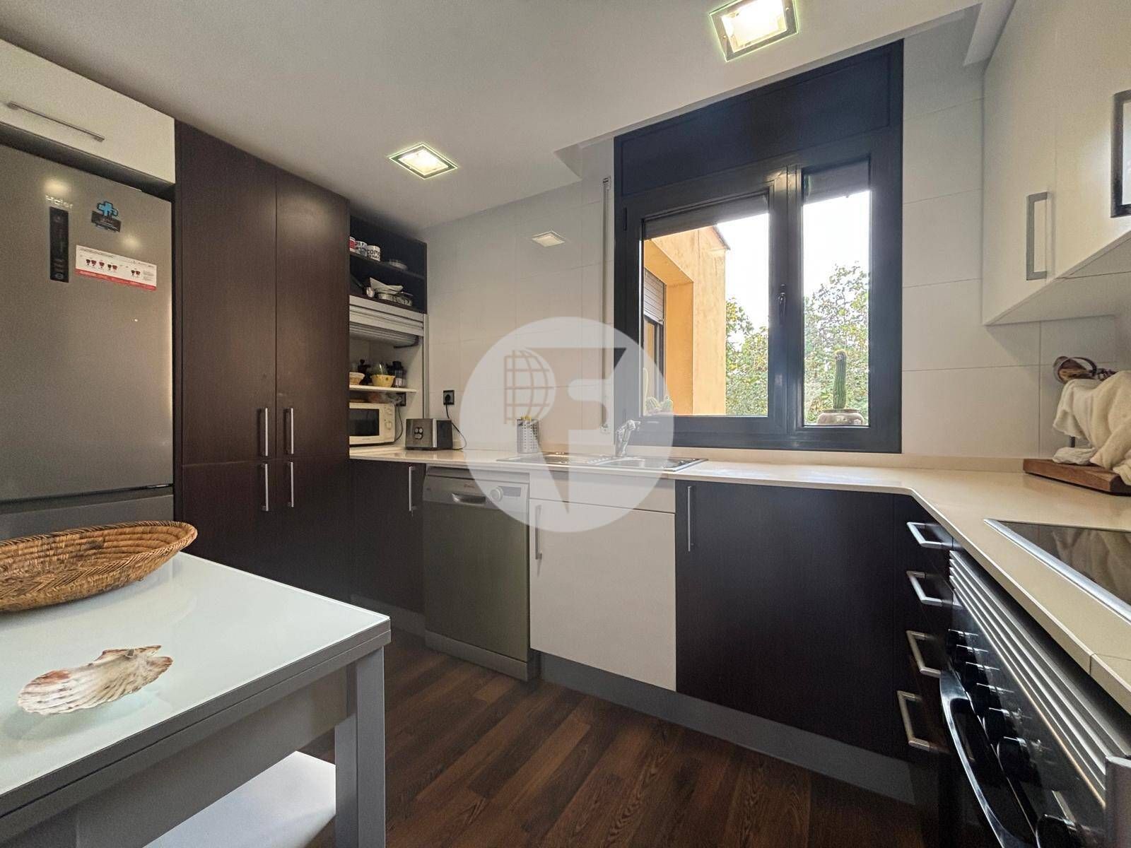 Kitchen of Duplex for sale in Santa Eulàlia de Ronçana  with Air Conditioner, Heating and Terrace