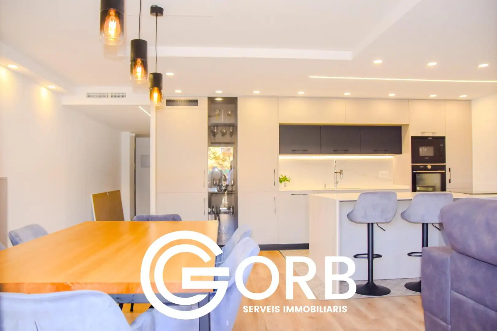 Flat with terrace for sale in Centre, imagen 2