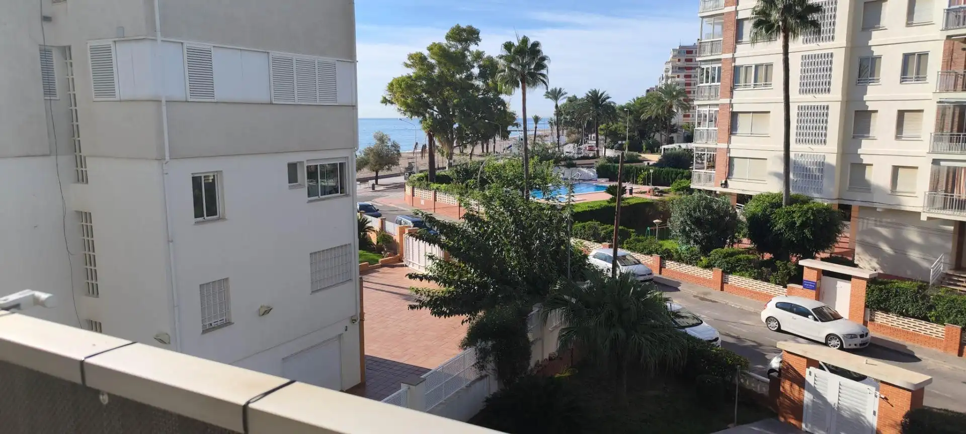 Vista exterior de Pis en venda en Benicasim / Benicàssim amb Terrassa