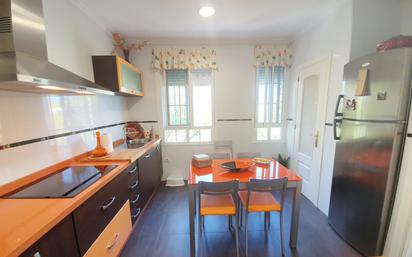 Küche von Wohnung zum verkauf in Badajoz Capital mit Klimaanlage, Terrasse und Balkon