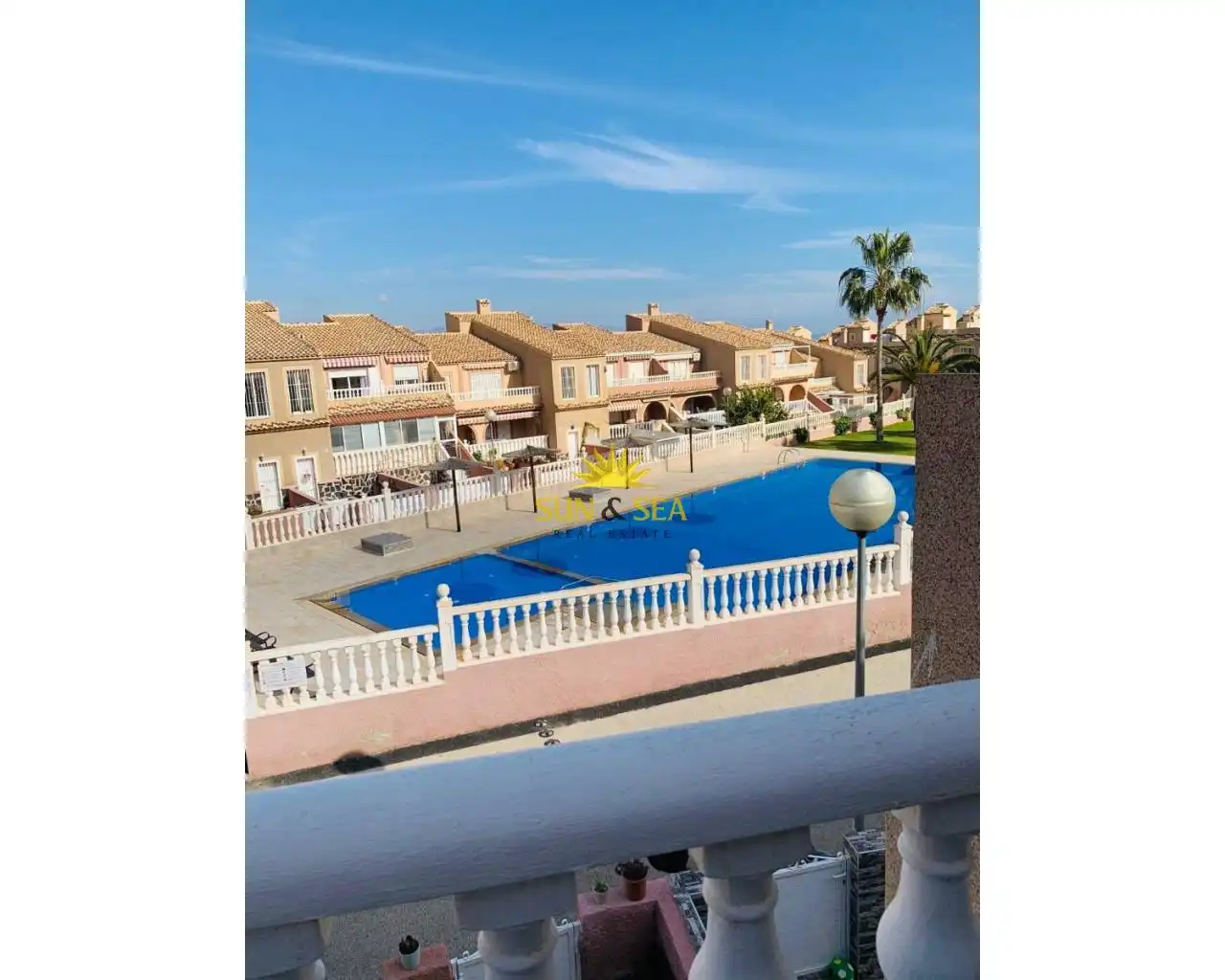 Außenansicht von Haus oder Chalet zur Miete in Santa Pola mit Klimaanlage, Heizung und Terrasse