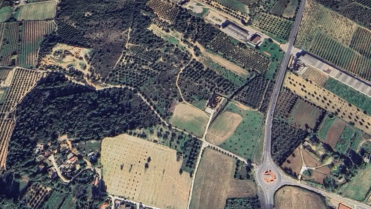Rustikales Grundstück zum Verkauf in Cm de La Font, imagen 3