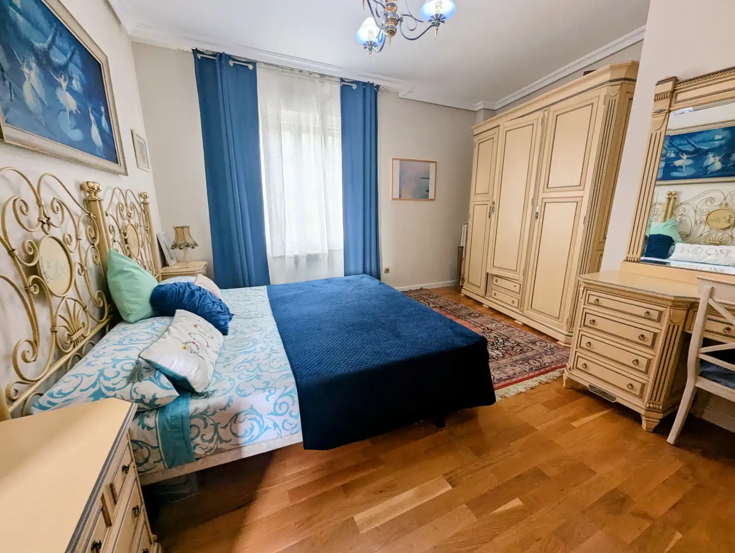Bedroom of Houses for sale in Villamuriel de Cerrato  with Heating, Furnished and Balcony