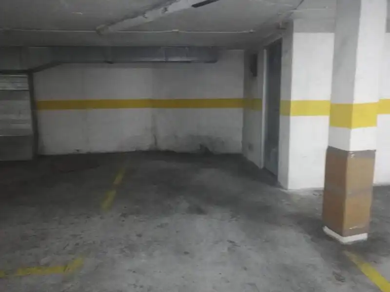 Parking de Garaje en venta en Boiro