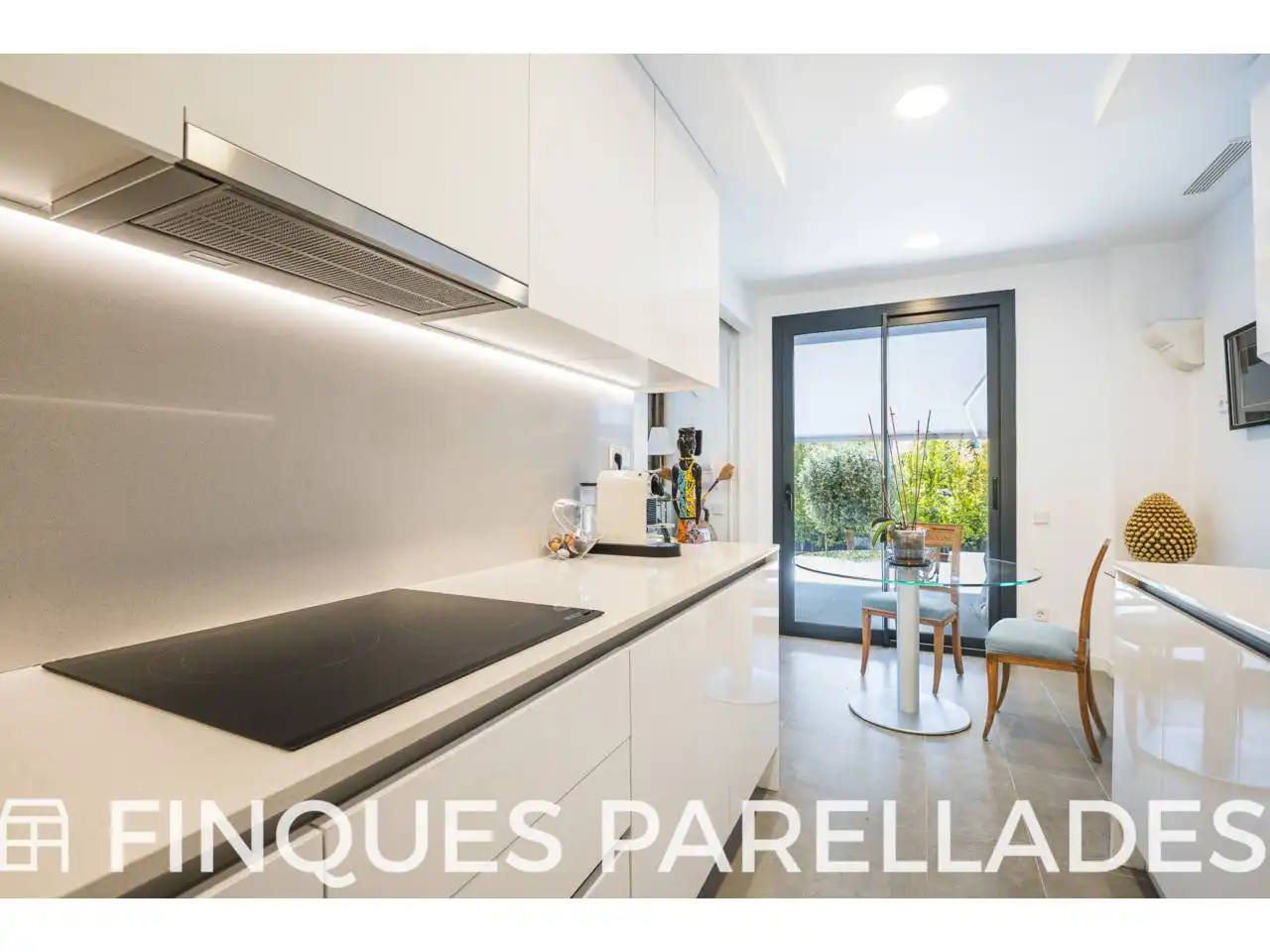 Cocina de Piso en venta en Sitges con Aire acondicionado, Calefacción y Jardín privado