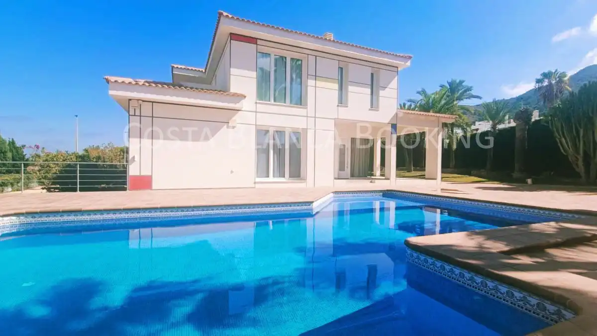 Chalet en venta en L'Albir