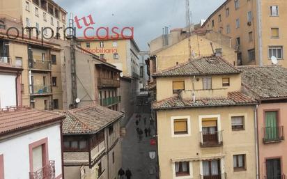 Vista exterior de Pis en venda en Segovia Capital