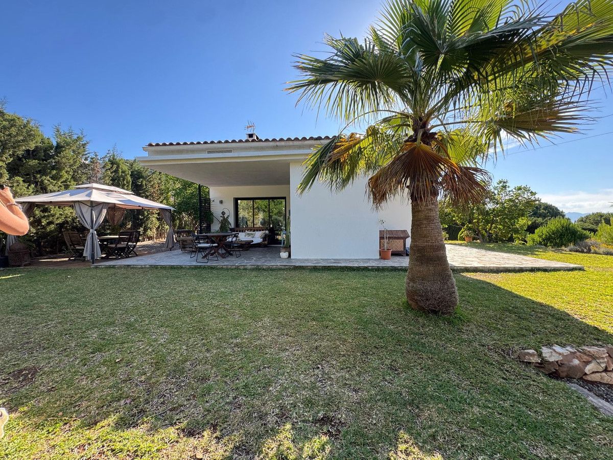 House or chalet for sale in casares, Pinos de Alhaurín, Alhaurín de la Torre
