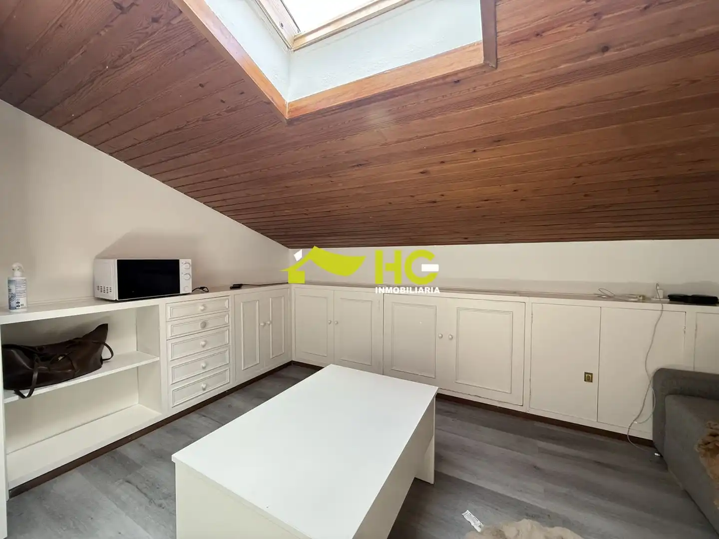 Habitación de Apartamento de alquiler en Madrid con Aire acondicionado, Calefacción y Amueblado