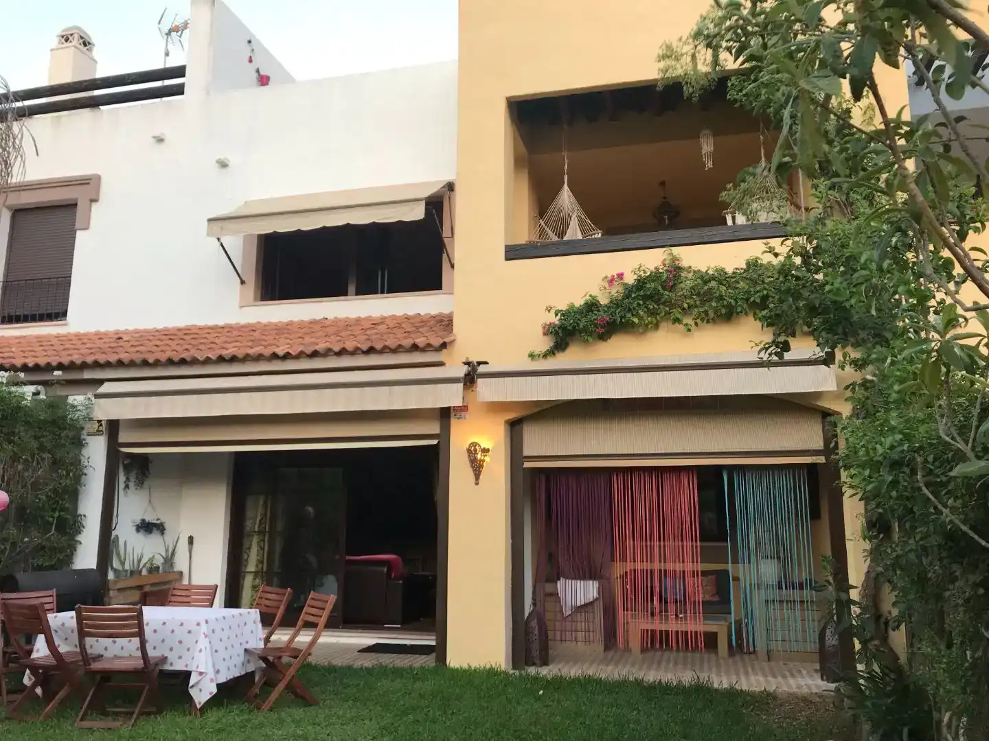 Vista exterior de Casa o xalet en venda en Las Pajanosas