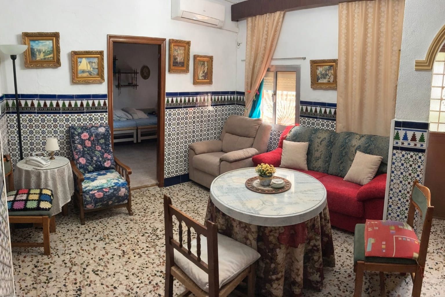 Living room of Single-family semi-detached for sale in  Sevilla Capital