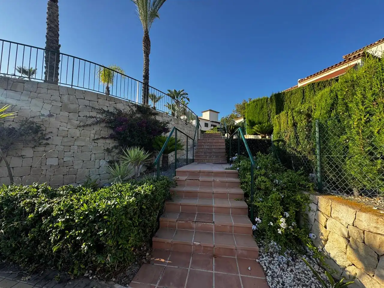 Exterior view of Houses for sale in Finestrat  with Air Conditioner, Private garden and Swimming Pool