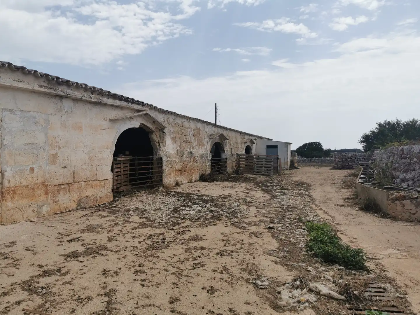 Außenansicht von Country house zum Verkauf in Maó - Mahón mit Klimaanlage, Privatgarten und Abstellraum