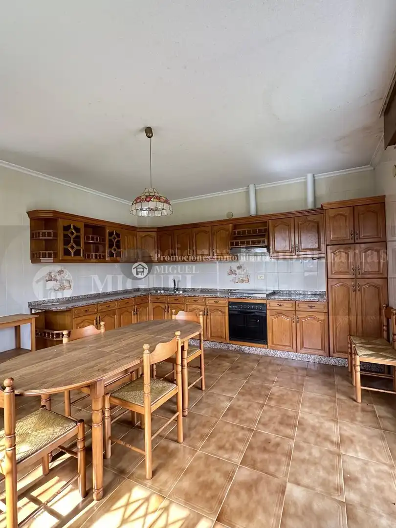 Chalet con jardín en venta en Verín, imagen 7