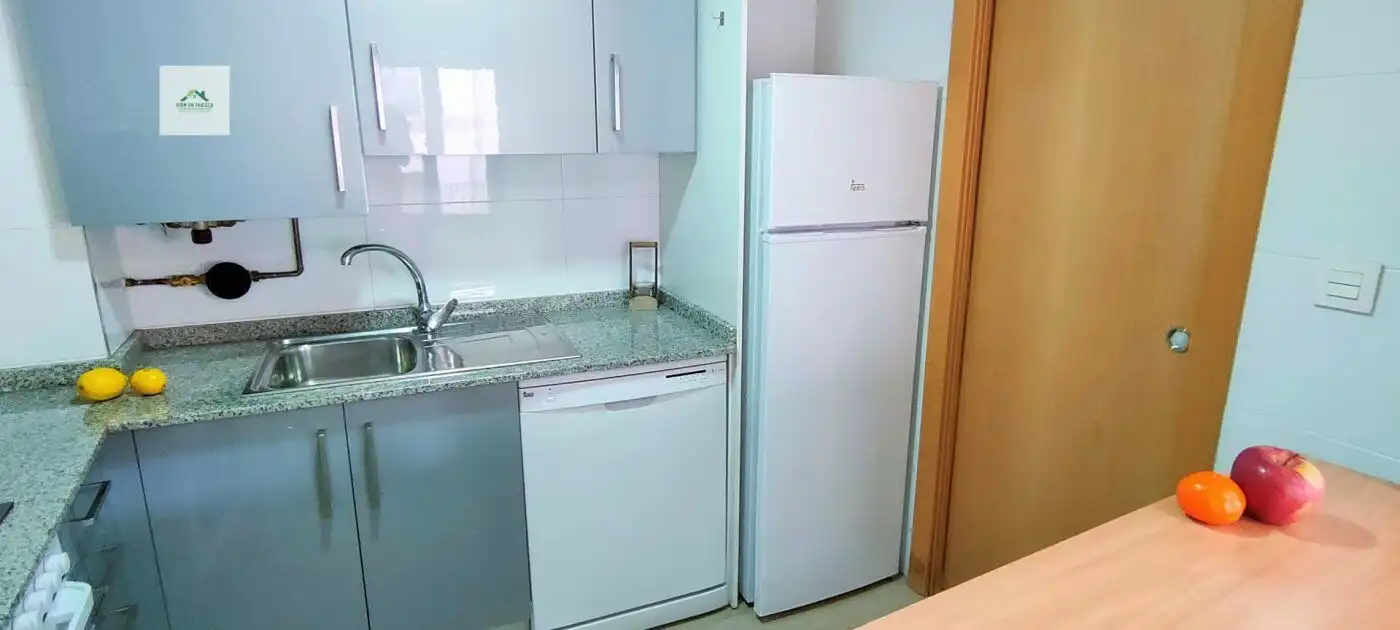 Cocina de Piso de alquiler en Huesca con Calefacción, Terraza y Amueblado