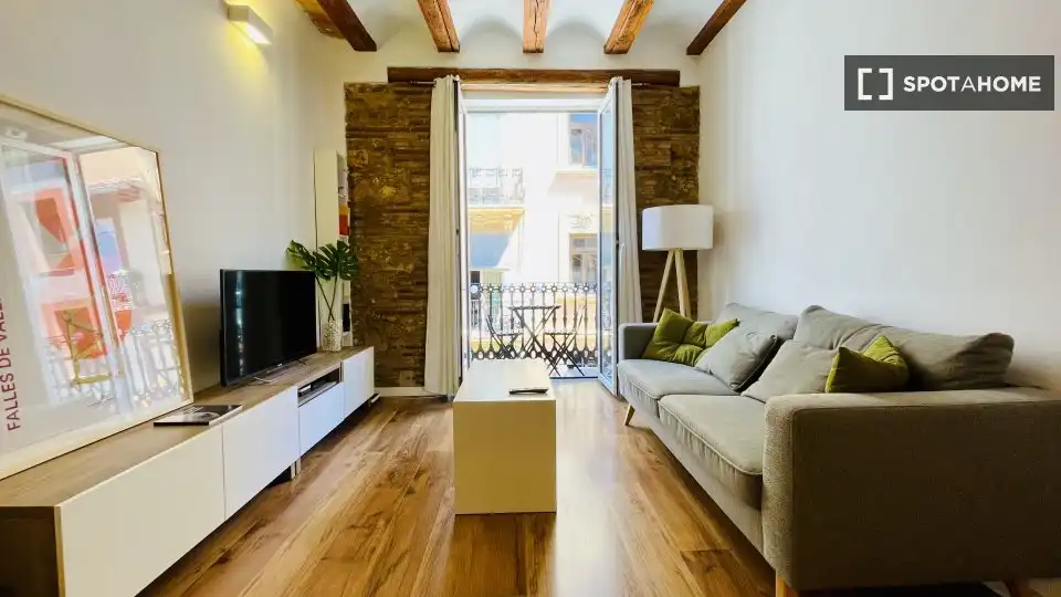 Flat with terrace to rent in Extramurs, imagen 2