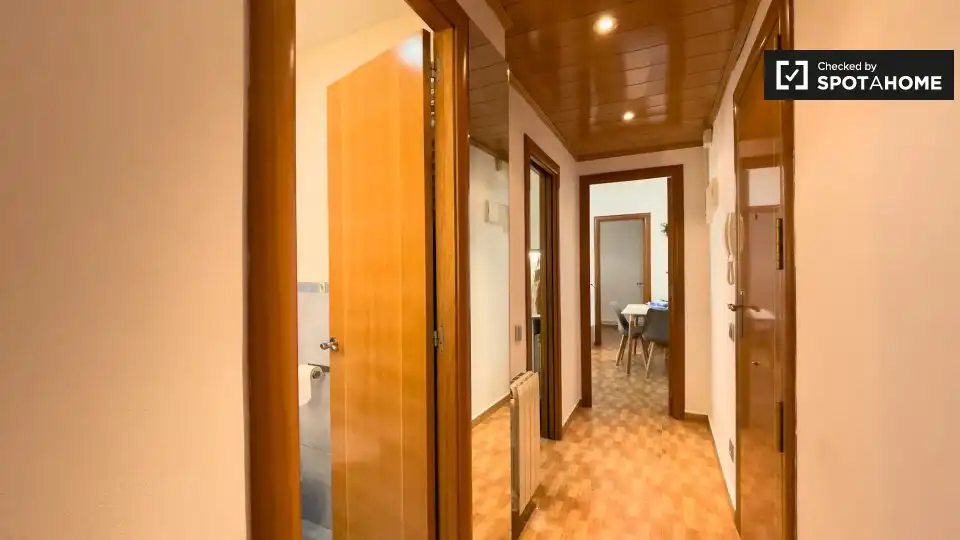 Apartamento para compartir en  Barcelona Capital con Aire acondicionado, Calefacción y Terraza