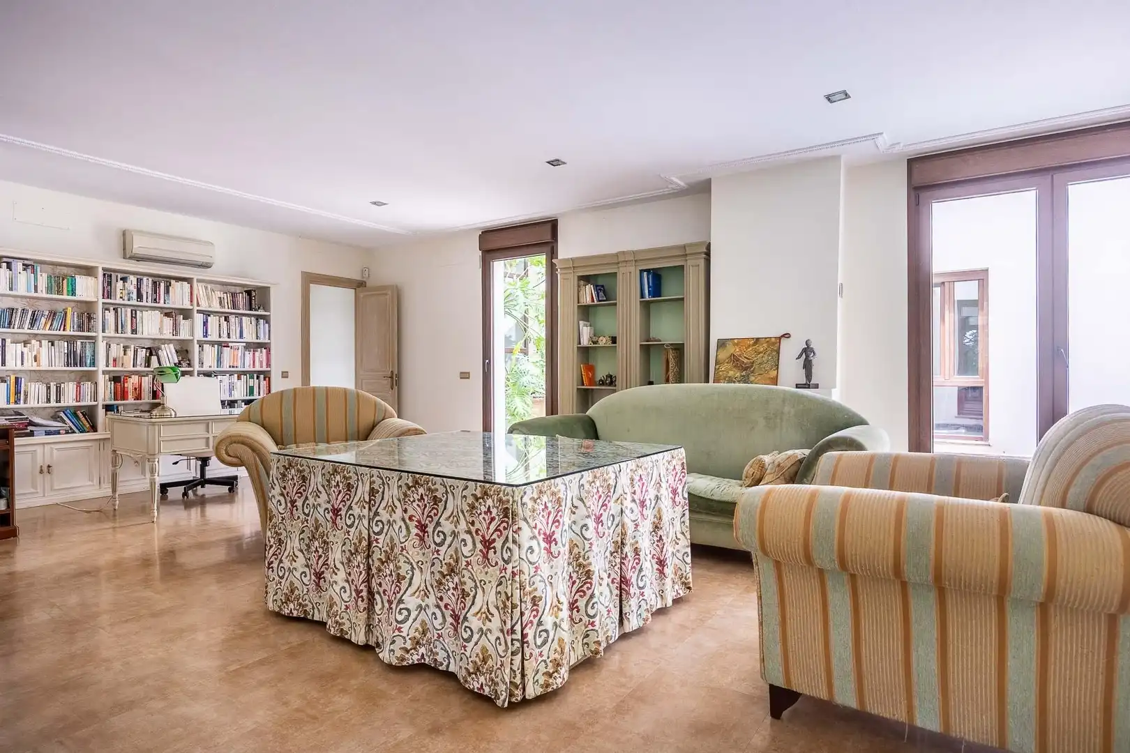 Chalet con piscina en venta en Bollullos de la Mitación, imagen 48