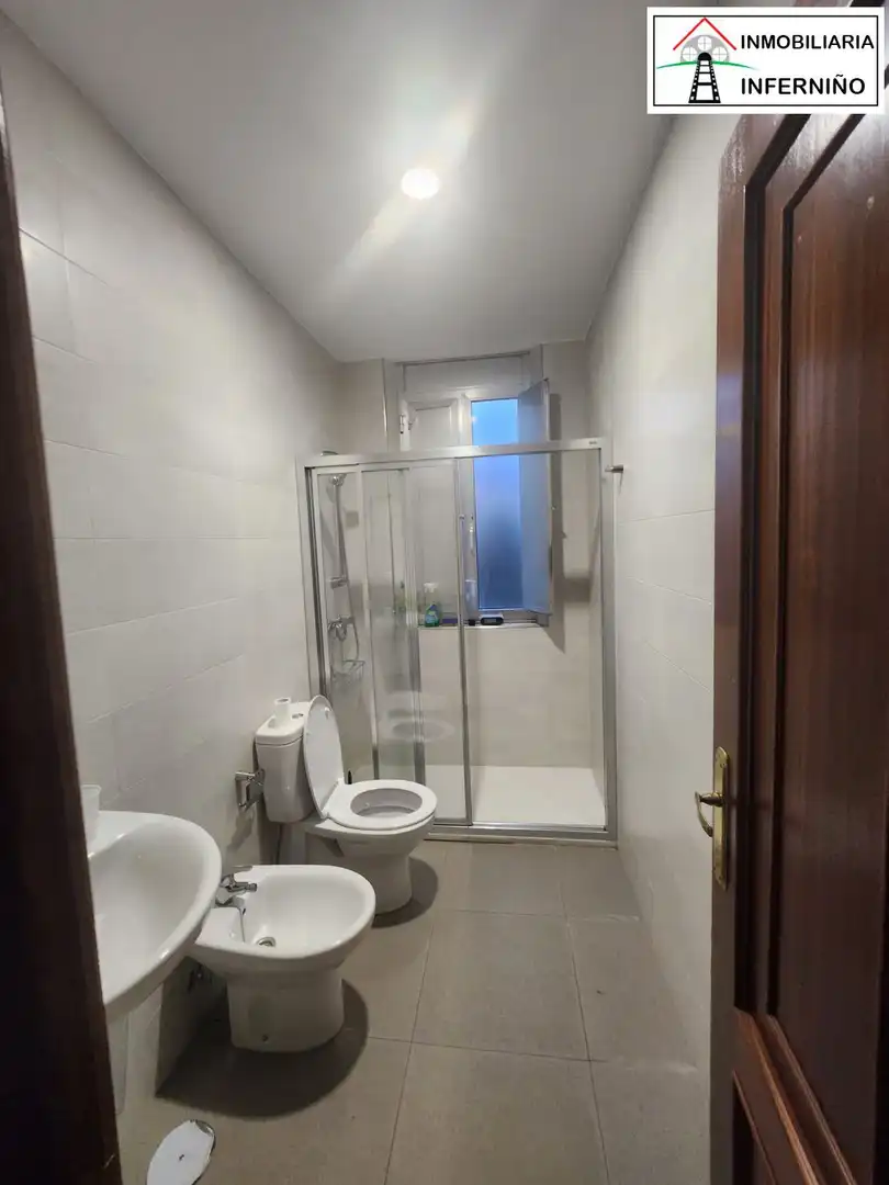 Bany de Edifici en venda en Ferrol