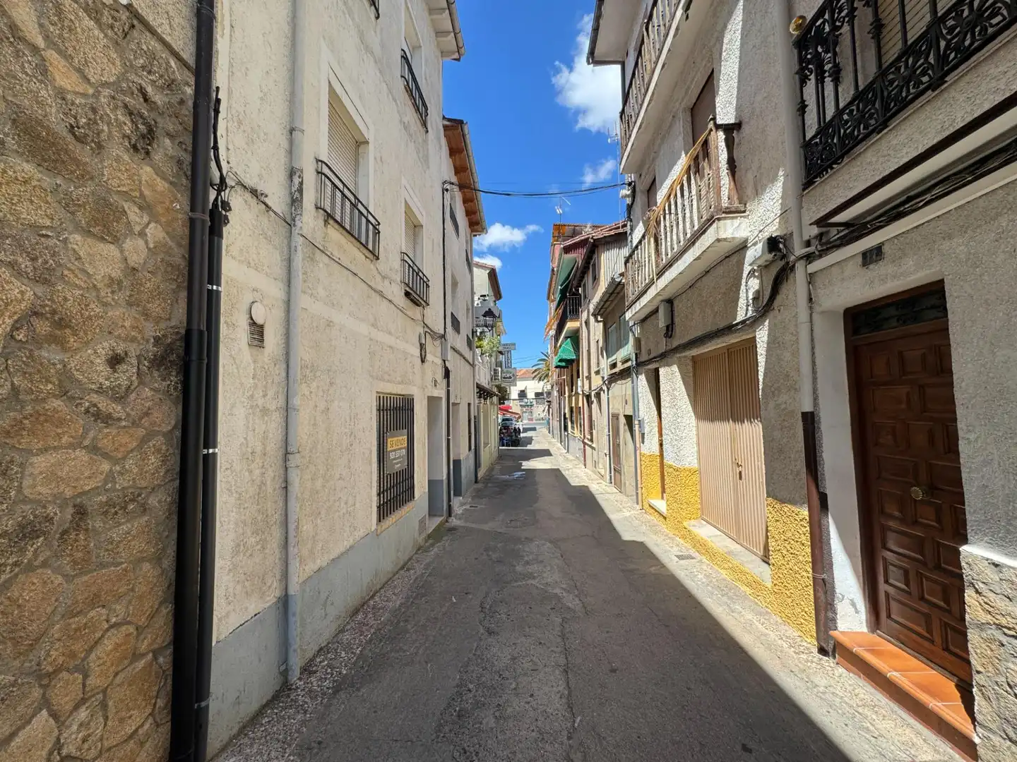 Vista exterior de Casa o chalet en venta en Candeleda con Aire acondicionado, Calefacción y Terraza