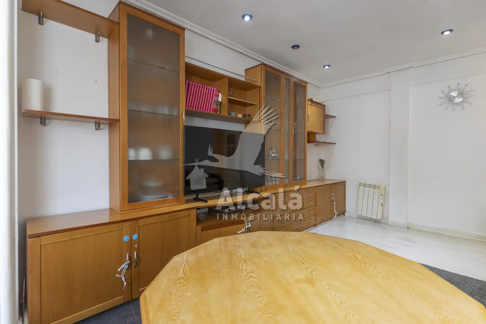 Habitación de Piso en venta en Madrid con Calefacción y Terraza