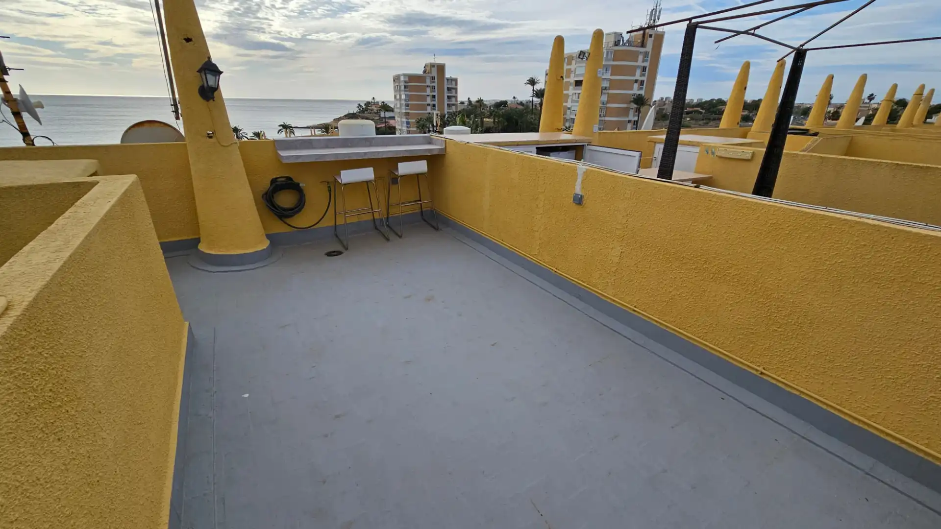 Terraza de Casa adosada en venta en El Campello con Aire acondicionado, Calefacción y Jardín privado
