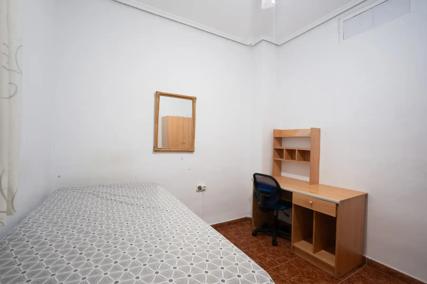 Habitación de Piso en venta en Valencia con Aire acondicionado, Calefacción y Jardín privado