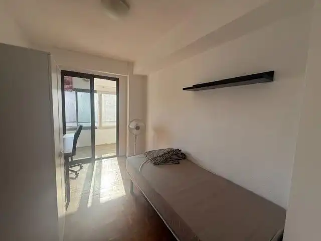 Habitación de Piso en venta en Valencia con Aire acondicionado y Parquet