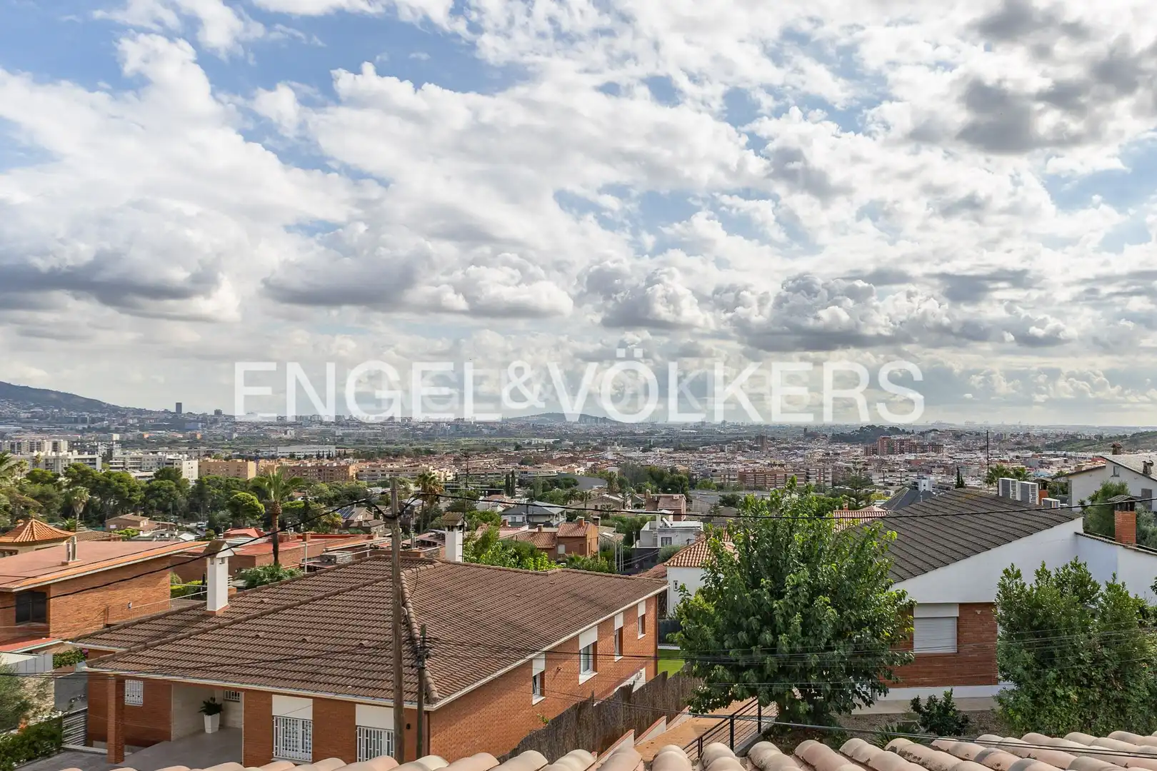 Exterior view of Houses for sale in Sant Boi de Llobregat  with Air Conditioner, Heating and Private garden