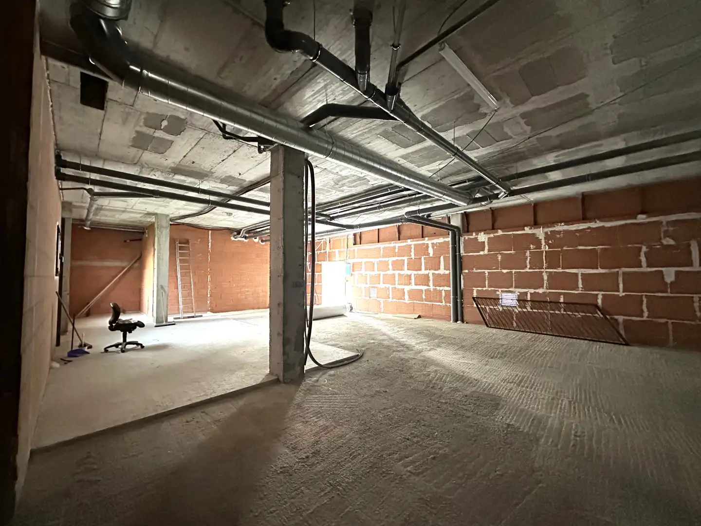Local comercial en venta en Santa Perpètua de Mogoda, imagen 2