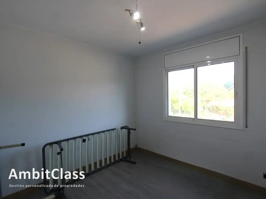 Habitación de Casa o chalet en venta en Bigues i Riells del Fai con Jardín privado, Terraza y Piscina