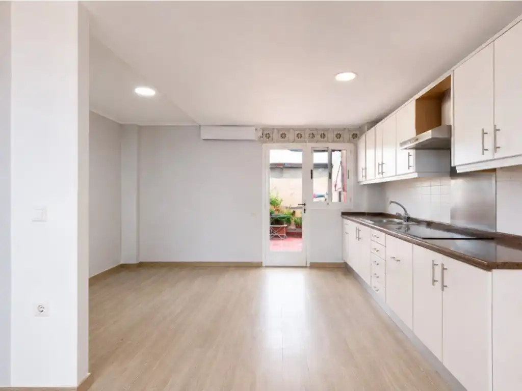 Cuina de Pis en venda en Riba-roja de Túria amb Aire condicionat i Terrassa