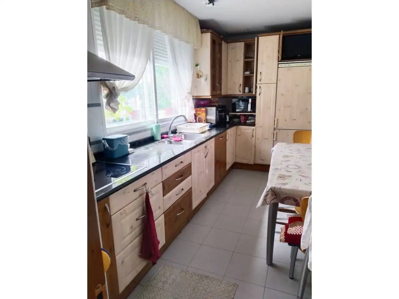 Cuina de Casa o xalet en venda en Villariezo amb Calefacció, Jardí privat i Parquet