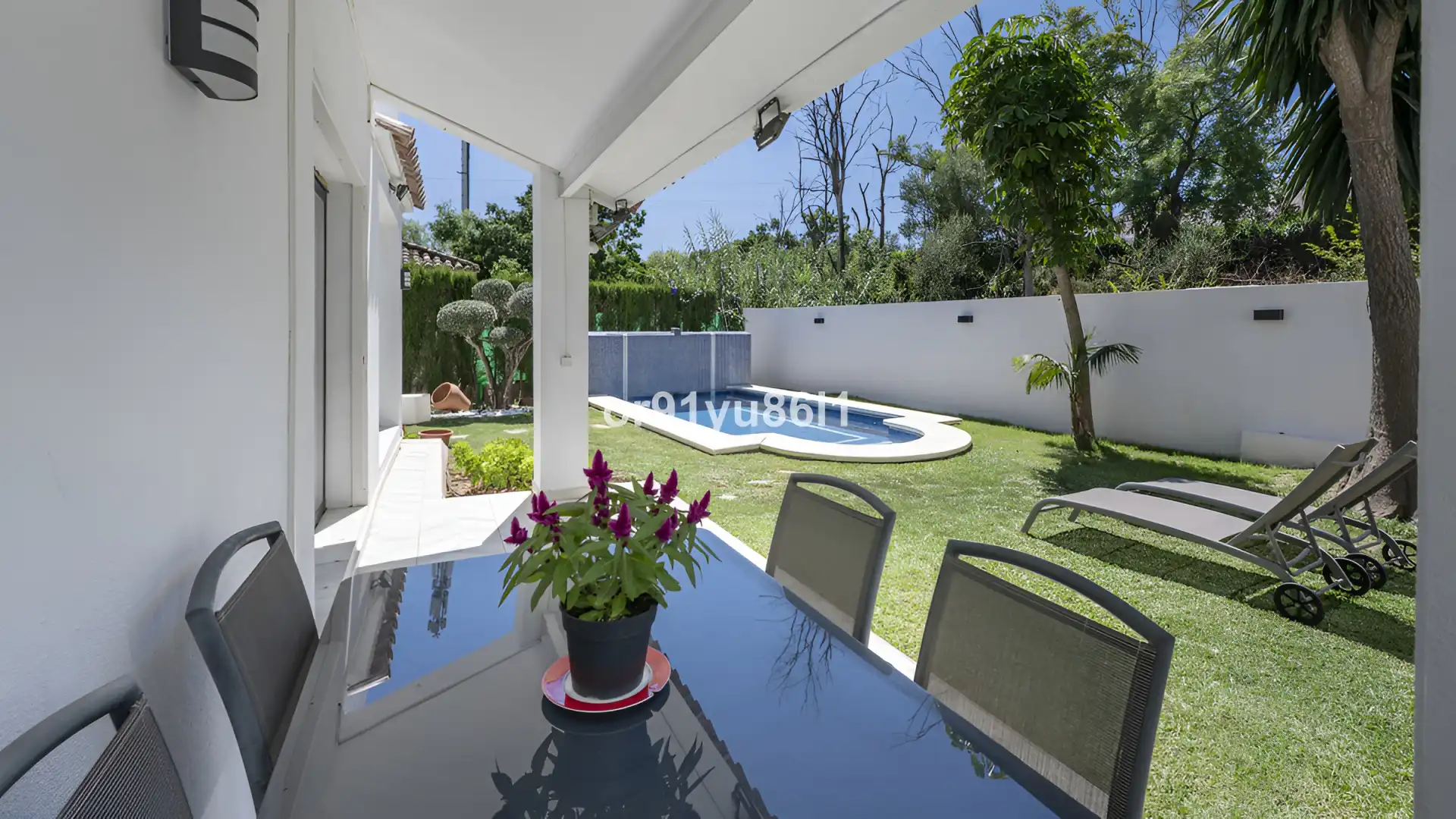 Casa con piscina en venta en Milla de Oro, imagen 2