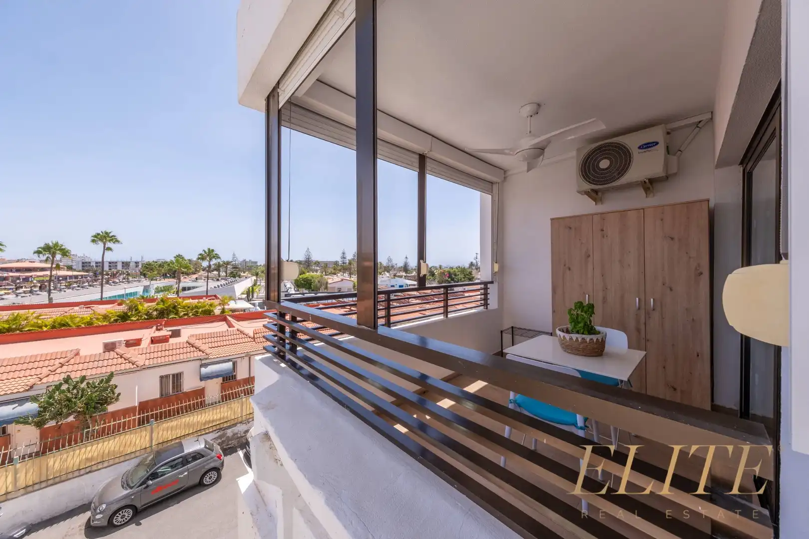 Terrassa de Apartament en venda en San Bartolomé de Tirajana amb Aire condicionat, Jardí privat i Moblat