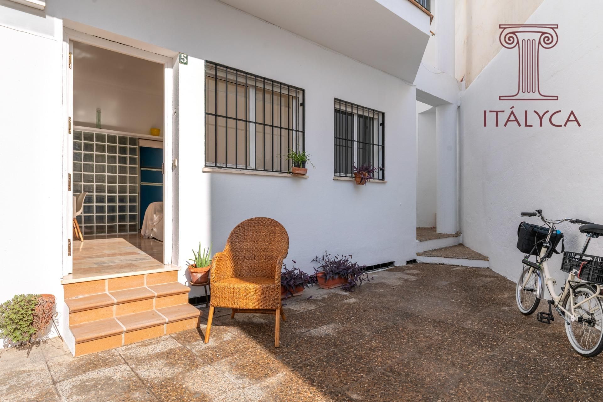 Jardín de Piso en venta en  Sevilla Capital con Aire acondicionado y Calefacción