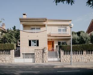 Vista exterior de Casa o xalet en venda en Vila-seca amb Calefacció, Jardí privat i Terrassa